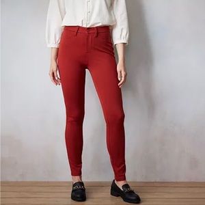 LC Lauren Conrad High Rise Super
Skinny Ponte Pants
Size 4